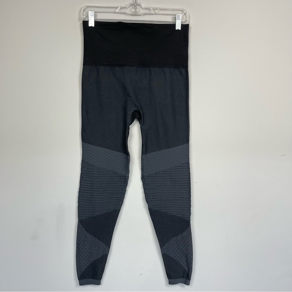 SPANX Look at Me Now Seamless Moto Leggings Black Gray Color Block High Rise XL - Picture 7 of 16
